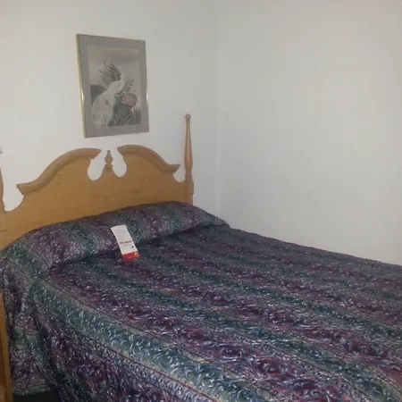 Norwood Inn And Suites - Minneapolis-St Paul Roseville-3