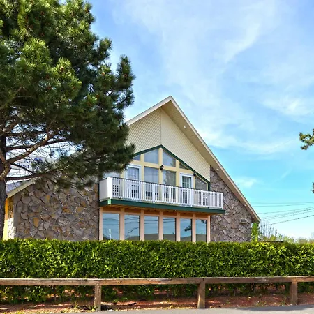 Americas Best Value Inn Plattsburgh-2