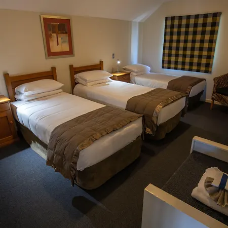 Baycrest Thermal Lodge-2