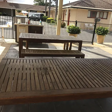 Comfort Inn Glenelg-2