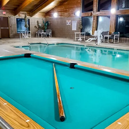 Americinn By Wyndham Sheboygan-3
