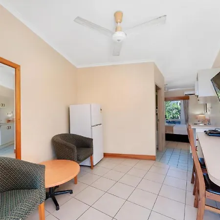 Tropical Queenslander-3
