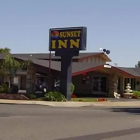 Sunset Inn Lake Oroville-3