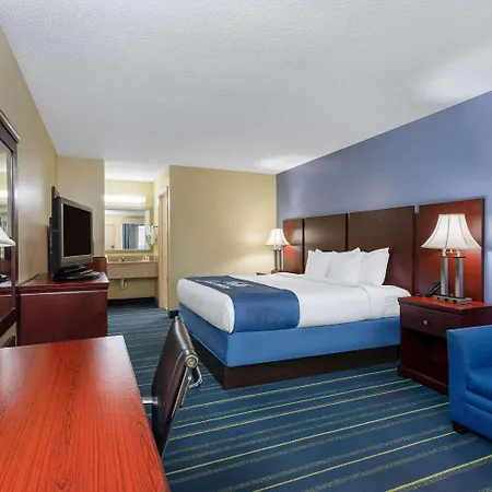 Days Inn By Wyndham Chipley-2