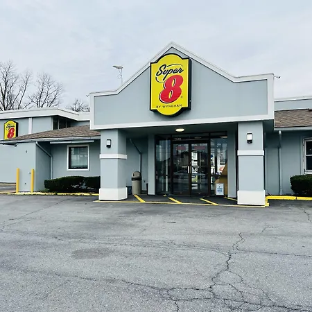 Super 8 By Wyndham Carlisle North-2