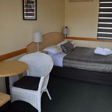Warwick Vines Motel-2