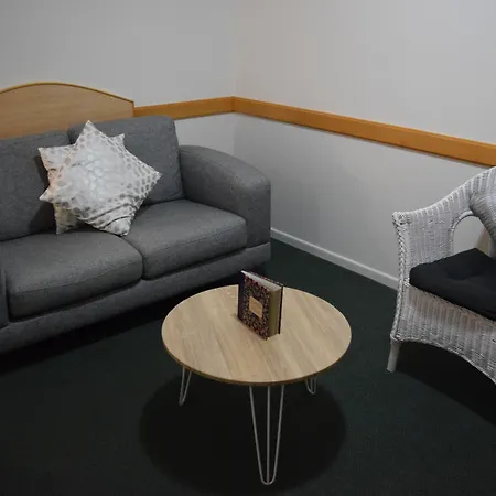 Warwick Vines Motel-2