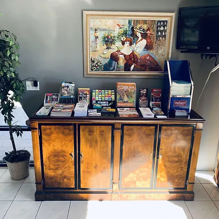 Soho Inn-2