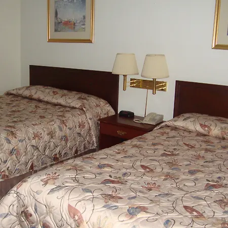 Royal Napanee Inn-3