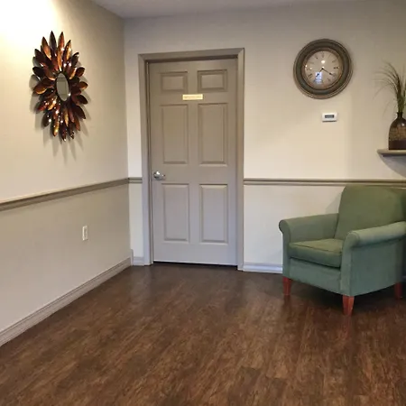Americas Best Value Inn & Suites - Little Rock - Maumelle-2