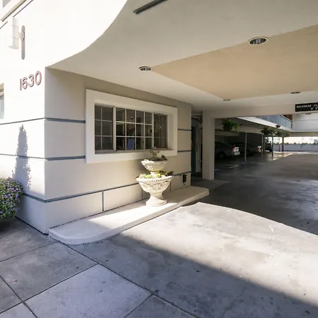 Nob Hill Motor Inn-3