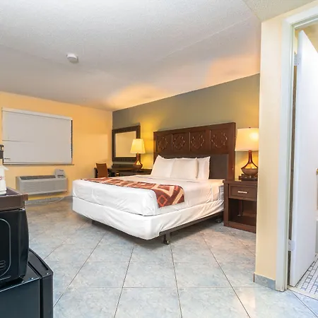 Sevilla Inn Kissimmee- Near Disney-3