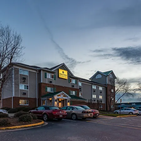 Hometowne Studios & Suites By Red Roof Charlotte - Concord-2