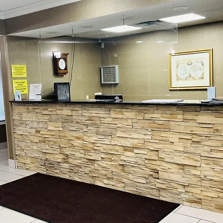 Super 8 By Wyndham South Bend-3