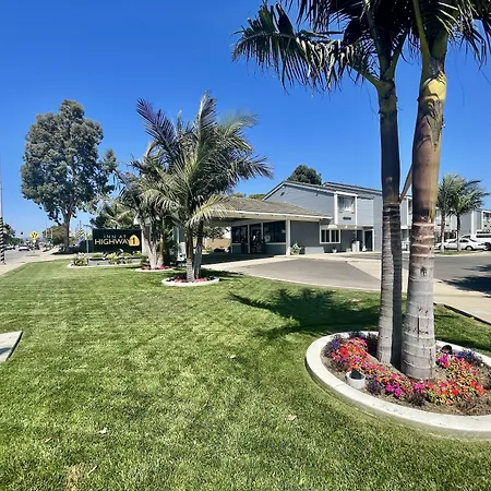 Inn At Highway 1-3