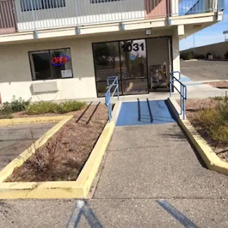 Super Inn Motel-2