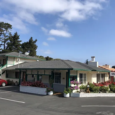 Monterey Pines Inn-3