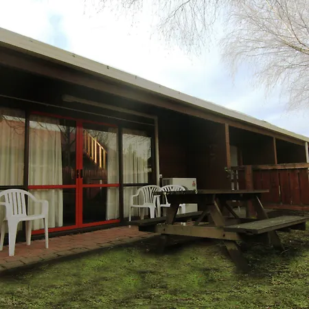 Larchwood Motel-3