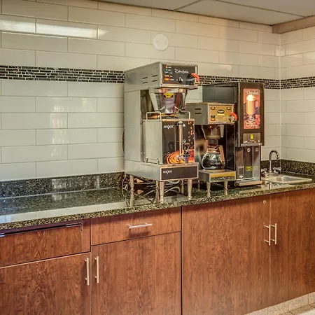 Prime Rate Inn-3