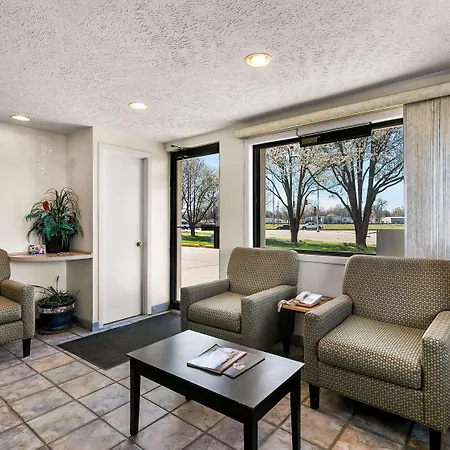 Americas Best Value Inn - Lincoln-3
