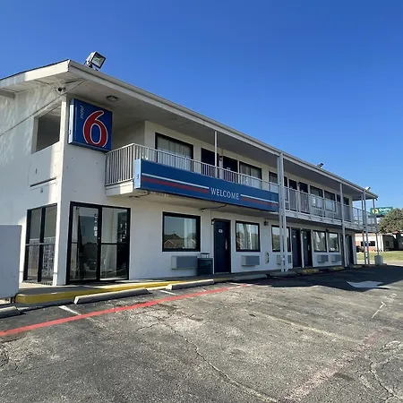 Motel 6 Denton, Tx - Unt-2