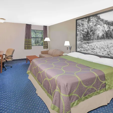 Super 8 By Wyndham Lowell/Bentonville/Rogers Area-2