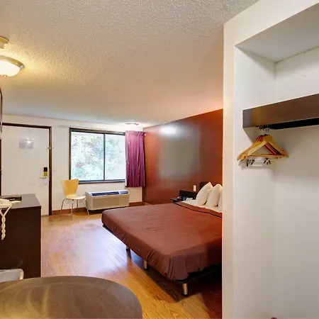Americas Best Value Inn Heath-Newark-3