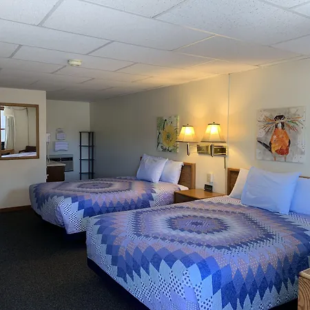 Chief Motel-2