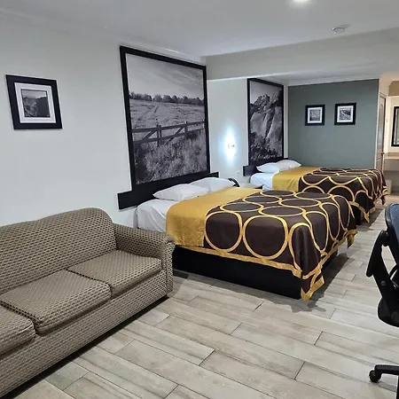 Super 8 By Wyndham Mcallen-Downtown-Airport-La Plaza Mall-2