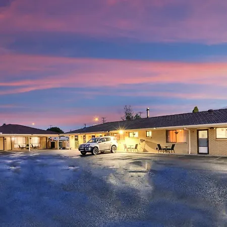 Top Of The Town Motel-2