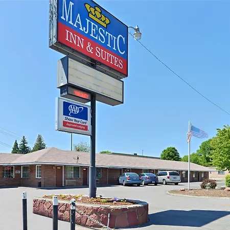 Majestic Inn & Suites-2