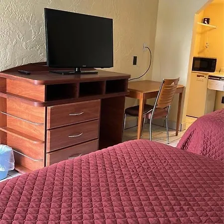 Sebastian Inn-2