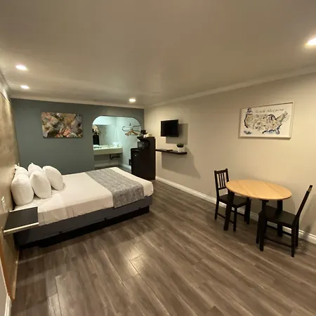Anaheim Executive Inn & Suites-3