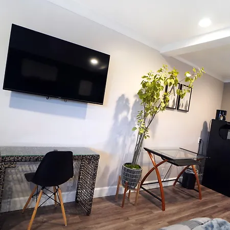 Anaheim Executive Inn & Suites-3