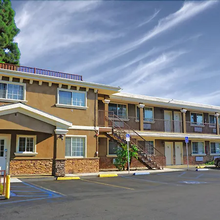 Regency Inn & Suites Downey-3