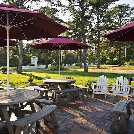 Wellfleet Lodge-3