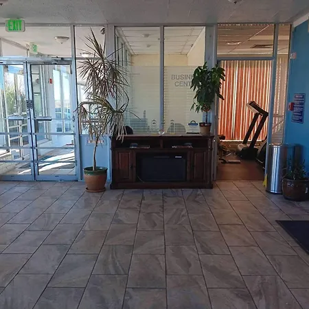 Days Inn By Wyndham Colorado City-3