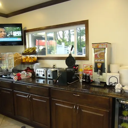 Pilgrim Inn & Cottages-2