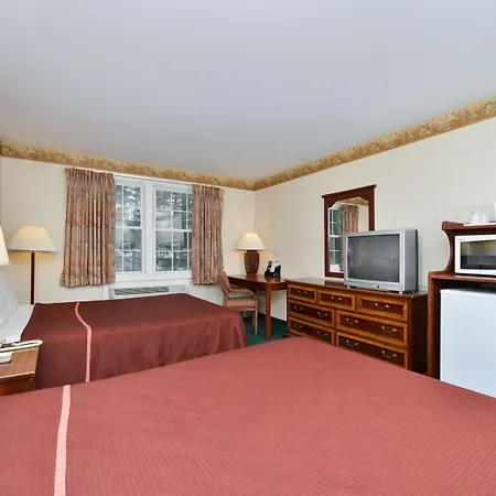 Travelodge By Wyndham Great Barrington Berkshires-3