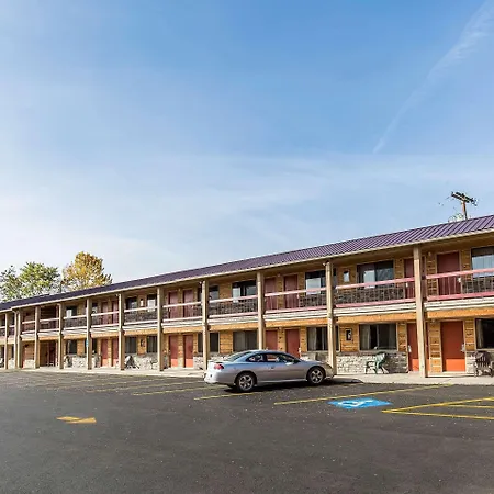 Econo Lodge Inn & Suites Kalispell - Glacier National Park Gateway-2