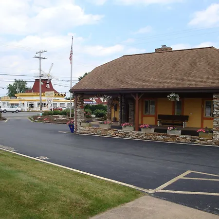 Soudersburg Inn & Suites Lancaster-3
