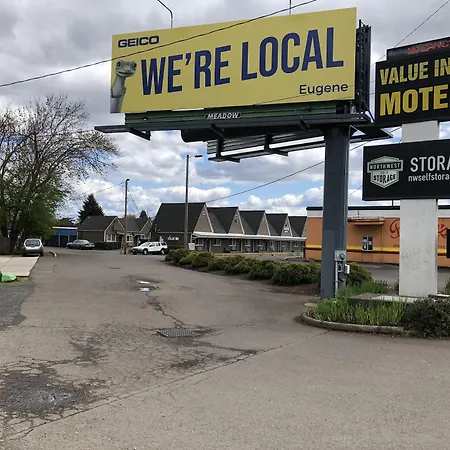 Valueinn Eugene - Airport-3