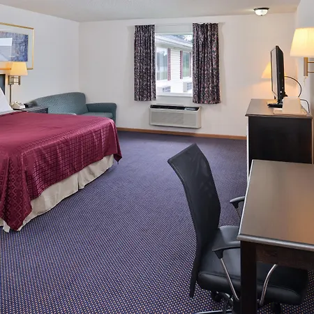 Americas Best Value Inn Knob Noster-3