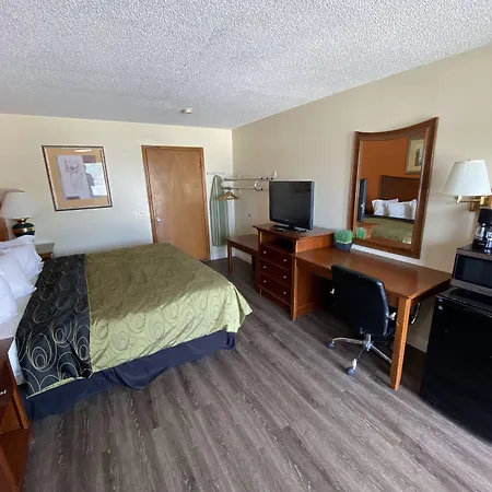 Budget Host Inn - Baxley-2