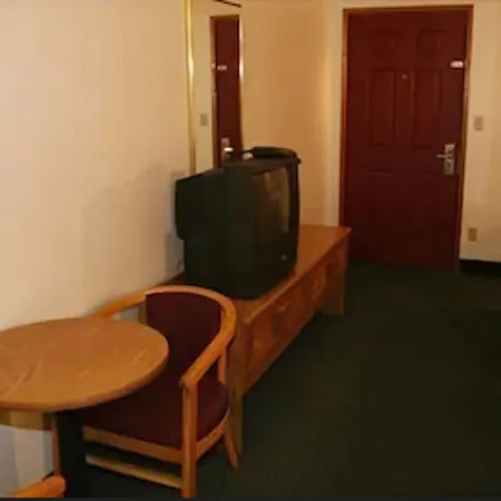 Sunshine Motel-3