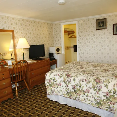 Bennington Motor Inn-2