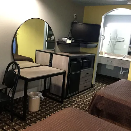 Luxury Inn And Suites Seaworld-3