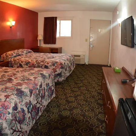 Chippewa Motel Mount Pleasant-2
