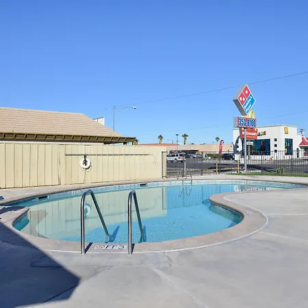 Crown Motel-2