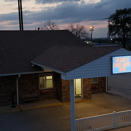Family Budget Inn-2
